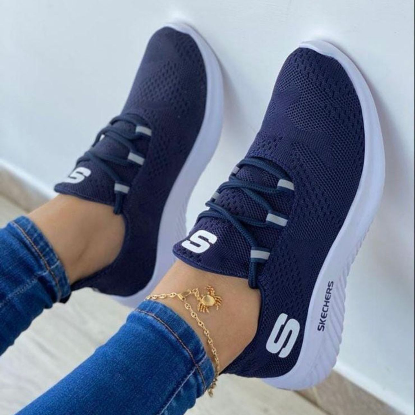 Skechers  Elite